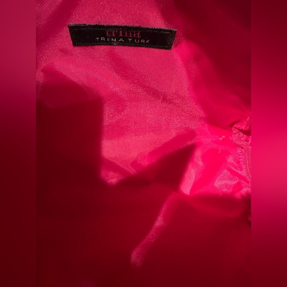 Trina Turk Pink Floral Women's Toiletry Bag - Picture 5 of 12